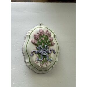 Franklin Mint Le Cordon Bleu Porcelain -  Asparagus – 1986 Hand Painted Mold